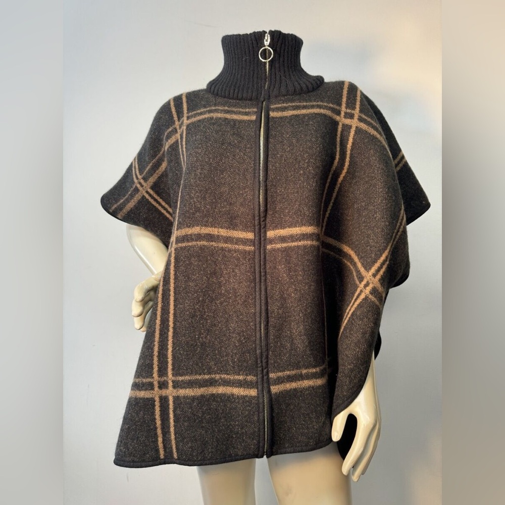 BCBG Plaid Brown Sweater Cape ONE SIZE